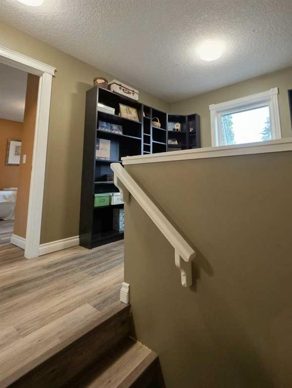672 Killarney Glen Court Sw, Calgary, AB - Indoor Photo Showing Other Room