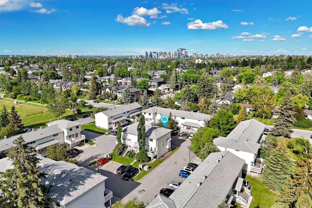 672 Killarney Glen Court Sw, Calgary, AB - Outdoor With View
