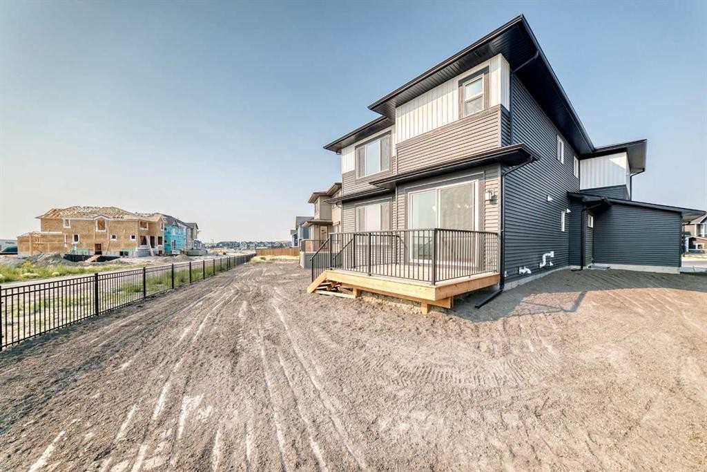 199 Langwell Common Se, Airdrie, AB - Outdoor With Exterior