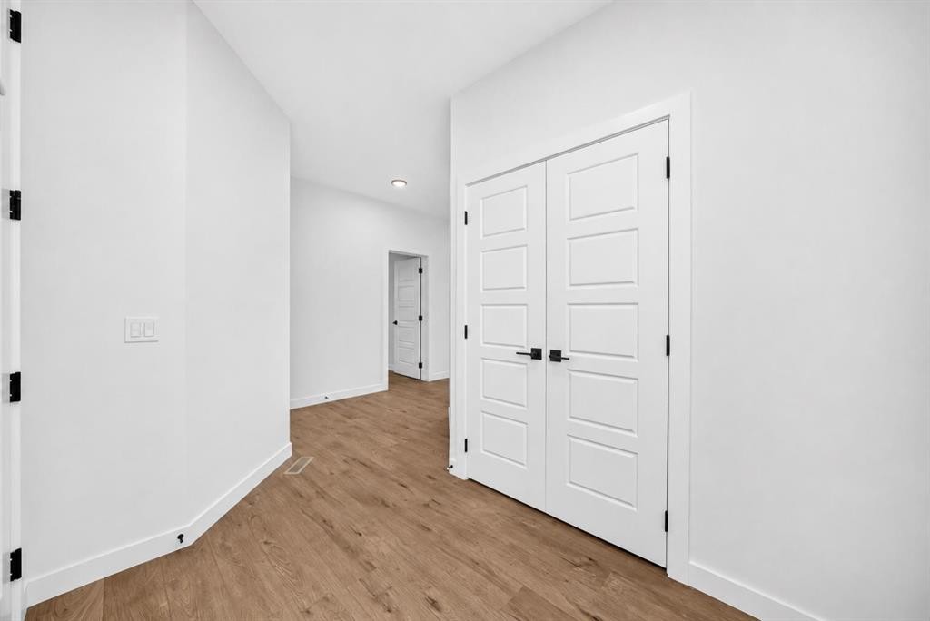 199 Langwell Common Se, Airdrie, AB - Indoor Photo Showing Other Room