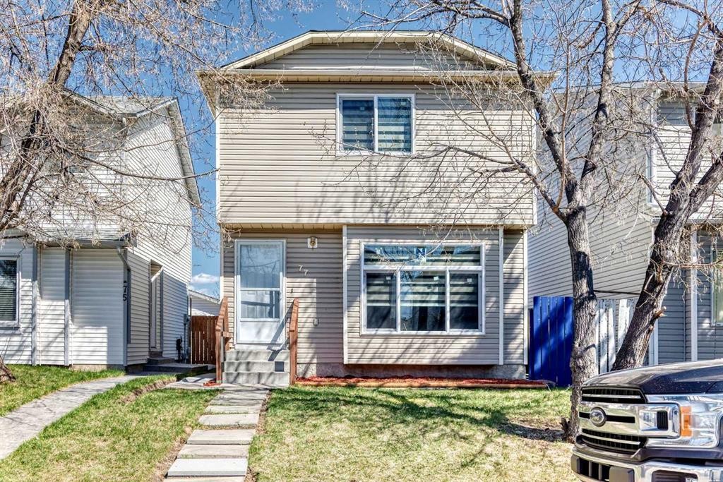 77 Martinbrook Road Ne, Calgary, AB - Outdoor