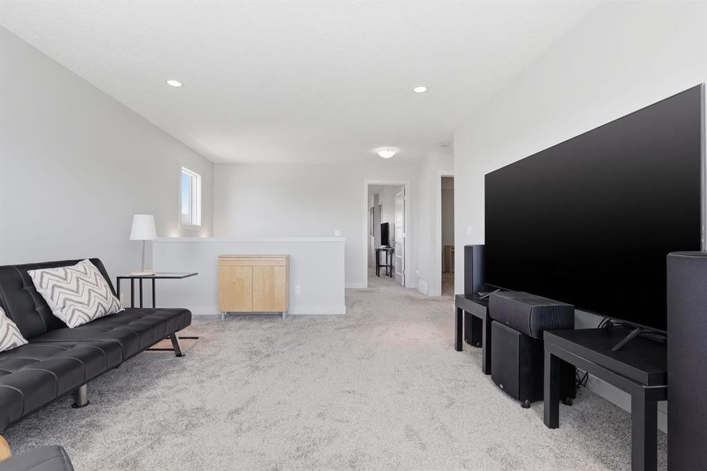 4 Heritage Terrace, Cochrane, AB - Indoor
