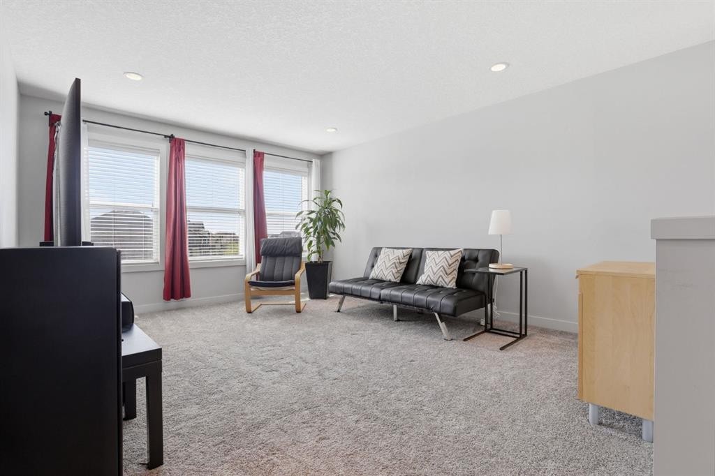 4 Heritage Terrace, Cochrane, AB - Indoor
