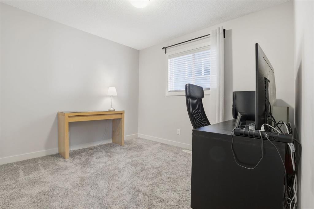 4 Heritage Terrace, Cochrane, AB - Indoor