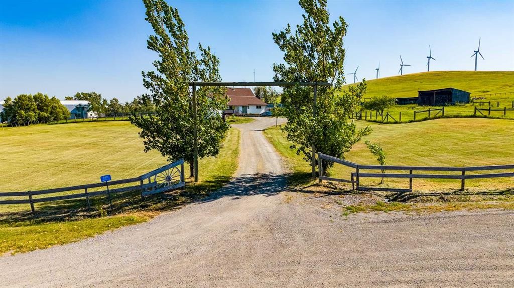 1411 Twp Rd 7-3 Road, Rural Pincher Creek No. 9, M.D. Of, AB - Outdoor With View