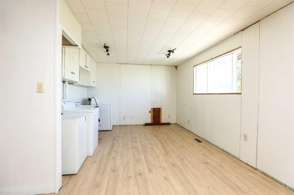 1411 Twp Rd 7-3 Road, Rural Pincher Creek No. 9, M.D. Of, AB - Indoor Photo Showing Other Room