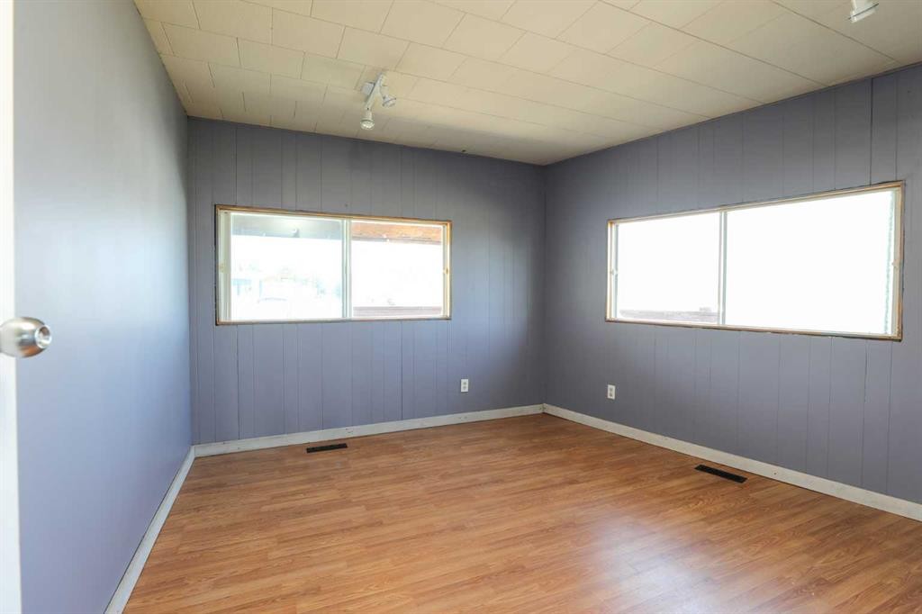 1411 Twp Rd 7-3 Road, Rural Pincher Creek No. 9, M.D. Of, AB - Indoor Photo Showing Other Room