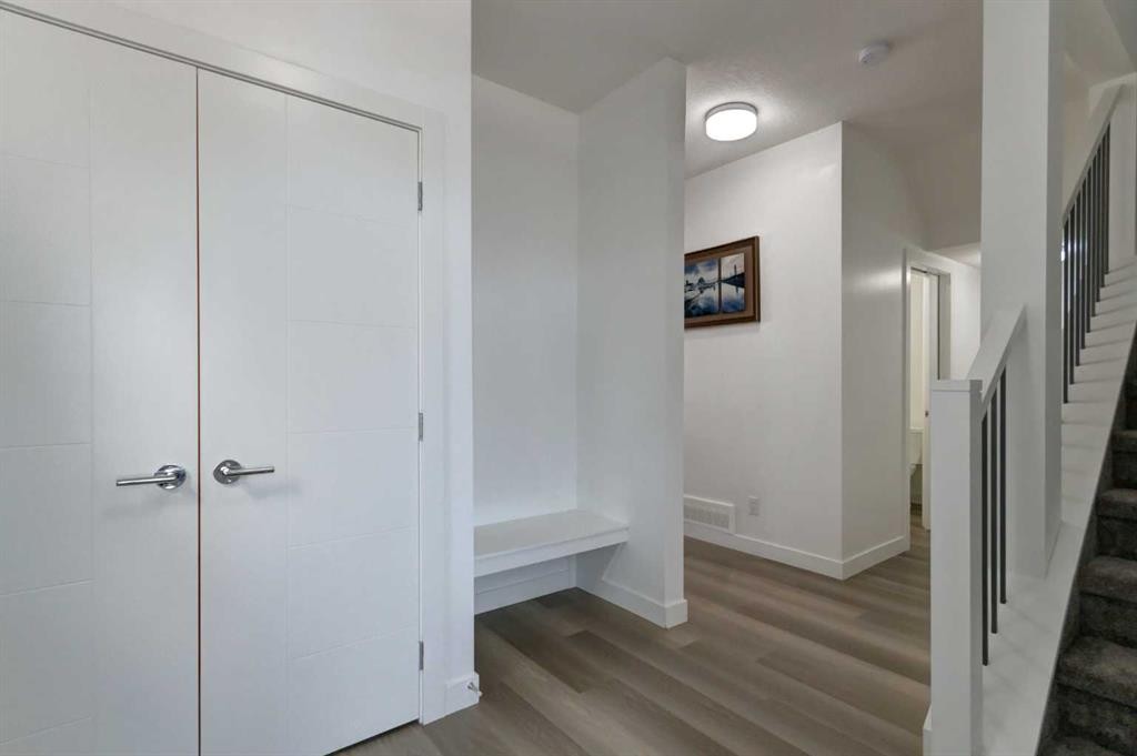 92 Copperhead Grove Se, Calgary, AB - Indoor Photo Showing Other Room