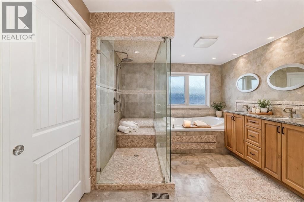 1108 Bellevue Avenue Se, Calgary, AB - Indoor Photo Showing Bathroom