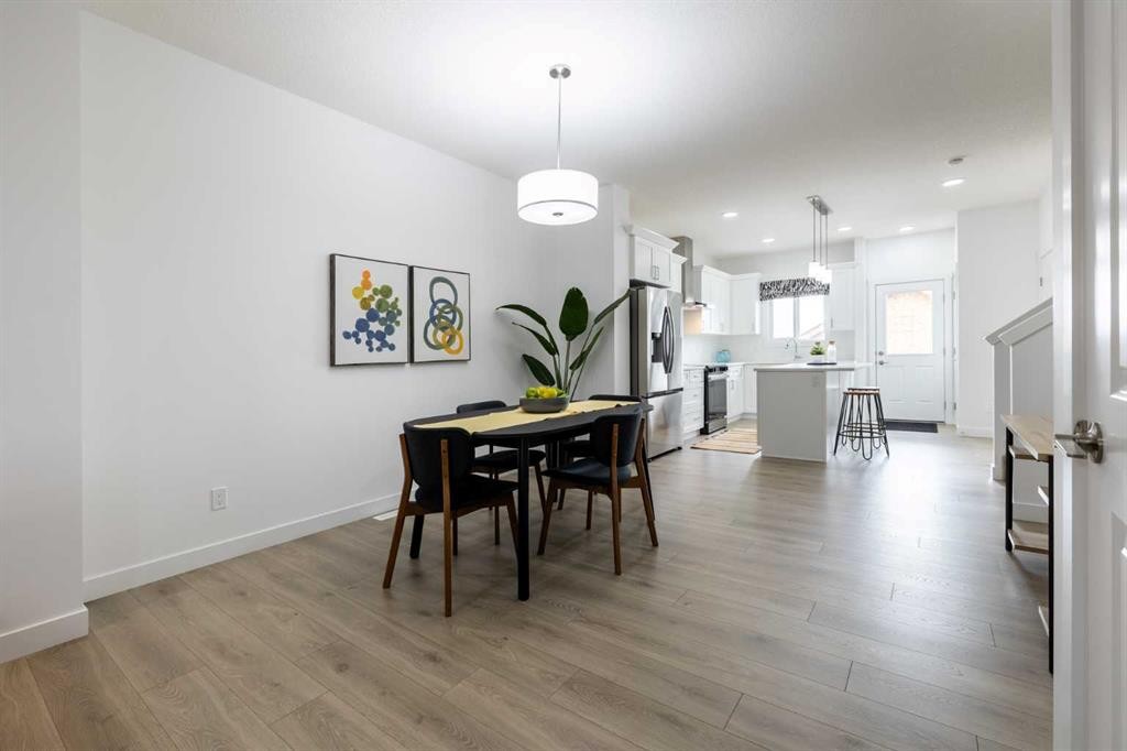 633 Savanna Drive Ne, Calgary, AB - Indoor Photo Showing Other Room