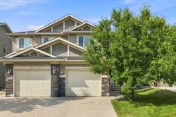40 Panatella Mews NWCalgary, AB T3K 6C7