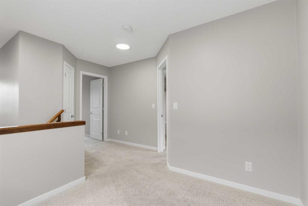 40 Panatella Mews Nw, Calgary, AB - Indoor Photo Showing Other Room