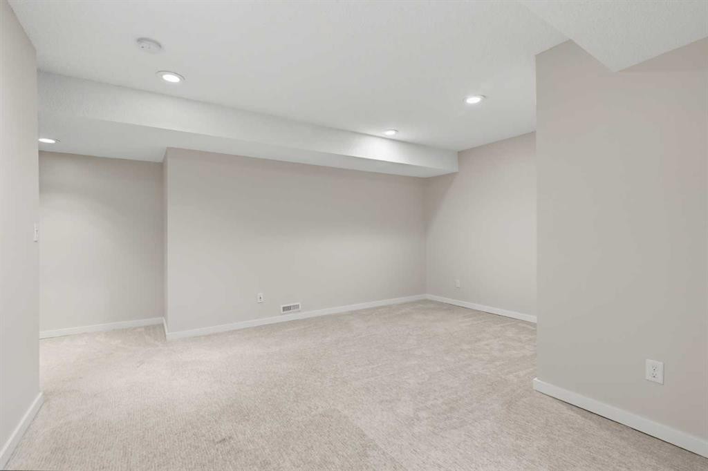 40 Panatella Mews Nw, Calgary, AB - Indoor