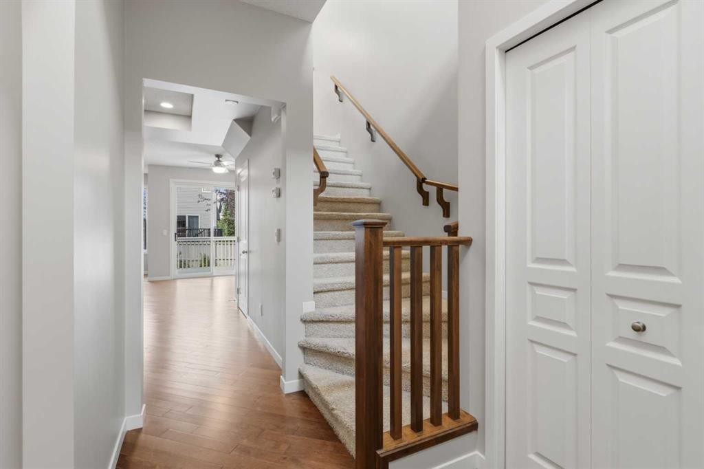 40 Panatella Mews Nw, Calgary, AB - Indoor Photo Showing Other Room