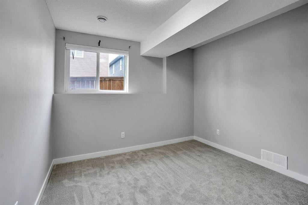 368 Nolanhurst Crescent Nw, Calgary, AB - Indoor Photo Showing Other Room