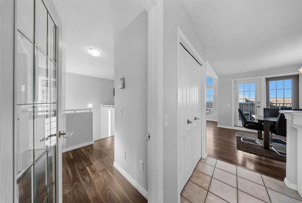 501 Patterson View Sw, Calgary, AB - Indoor Photo Showing Other Room