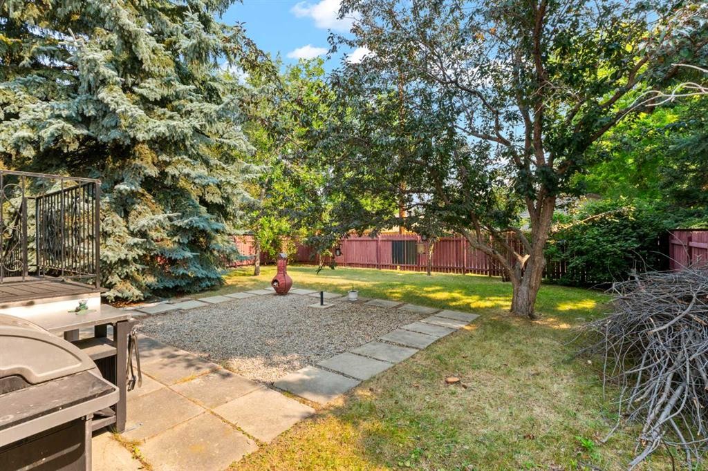 5467 Dalrymple Crescent Nw, Calgary, AB - Outdoor