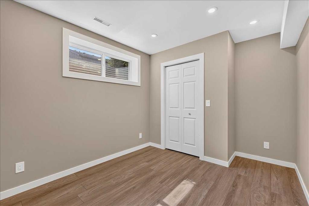 1017 Brightoncrest Common Se, Calgary, AB - Indoor Photo Showing Other Room