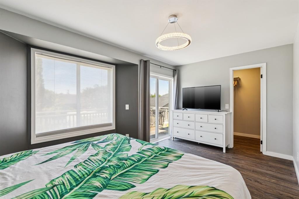 19 Covington Close Ne, Calgary, AB - Indoor Photo Showing Bedroom