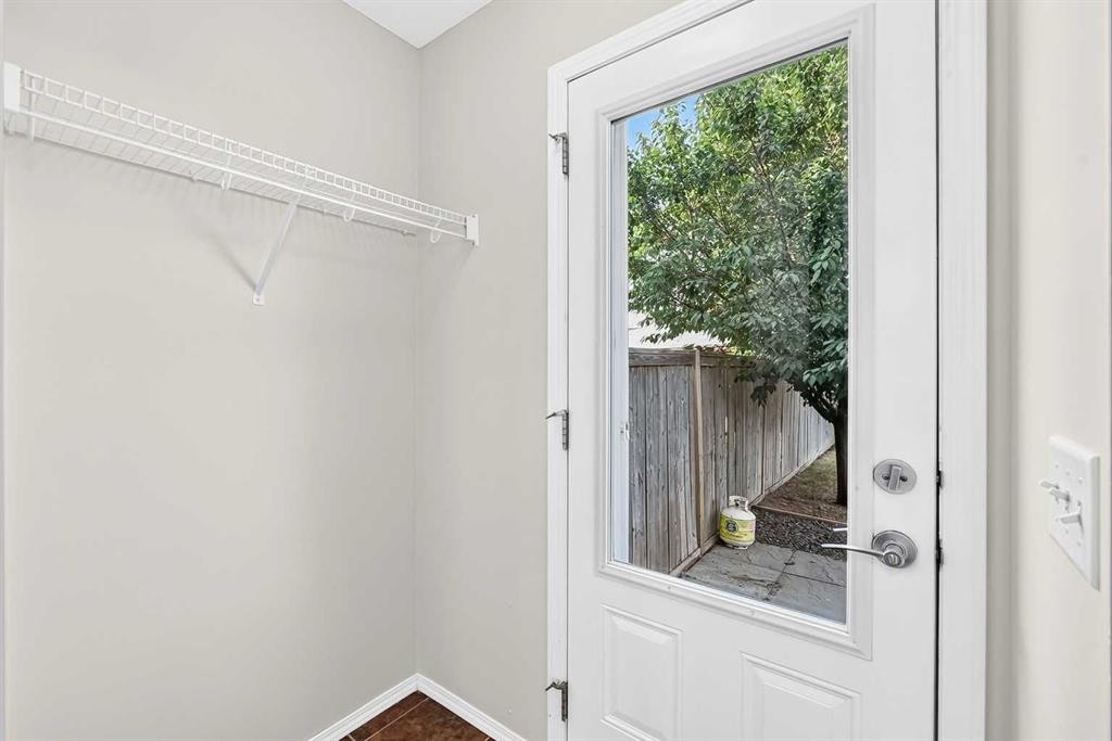 321 Elgin Point Se, Calgary, AB - Indoor