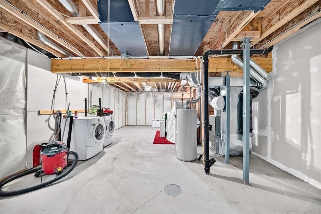 321 Elgin Point Se, Calgary, AB - Indoor Photo Showing Basement
