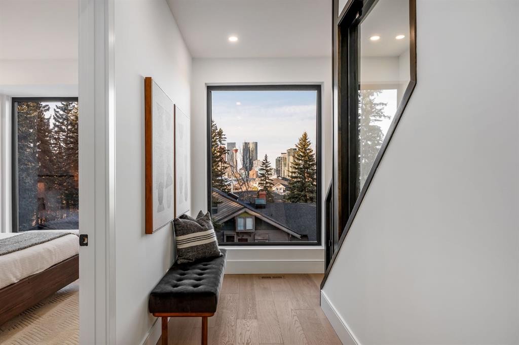 1-2703 Erlton Street Sw, Calgary, AB - Indoor Photo Showing Other Room