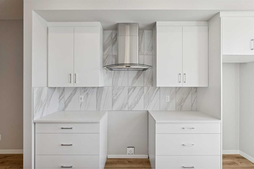 471 Hotchkiss Manor Se, Calgary, AB - Indoor