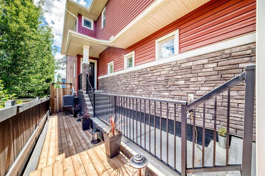 132 Evanscove Manor Nw, Calgary, AB - Outdoor With Deck Patio Veranda With Exterior