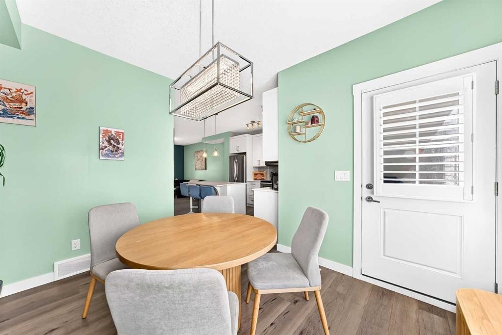 532 Cranford Drive Se, Calgary, AB - Indoor Photo Showing Dining Room