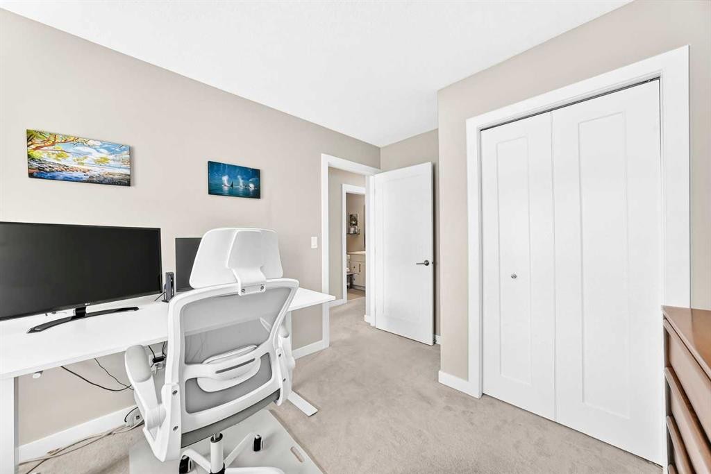 532 Cranford Drive Se, Calgary, AB - Indoor Photo Showing Office