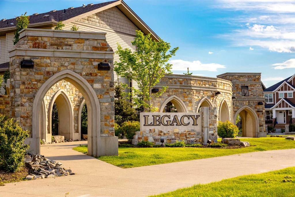 7310-151 Legacy Main Street Se, Calgary, AB - Outdoor