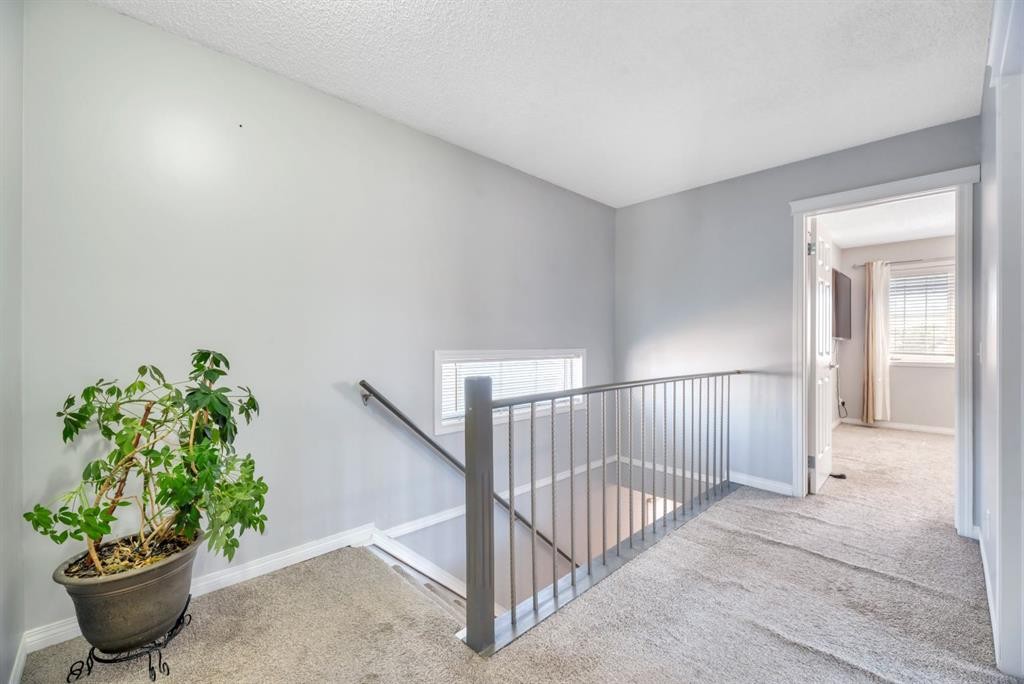 7 San Diego Manor Ne, Calgary, AB
