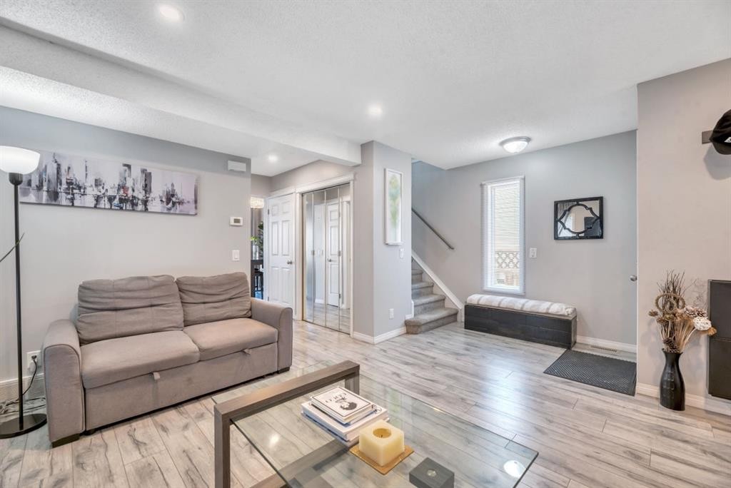 7 San Diego Manor Ne, Calgary, AB
