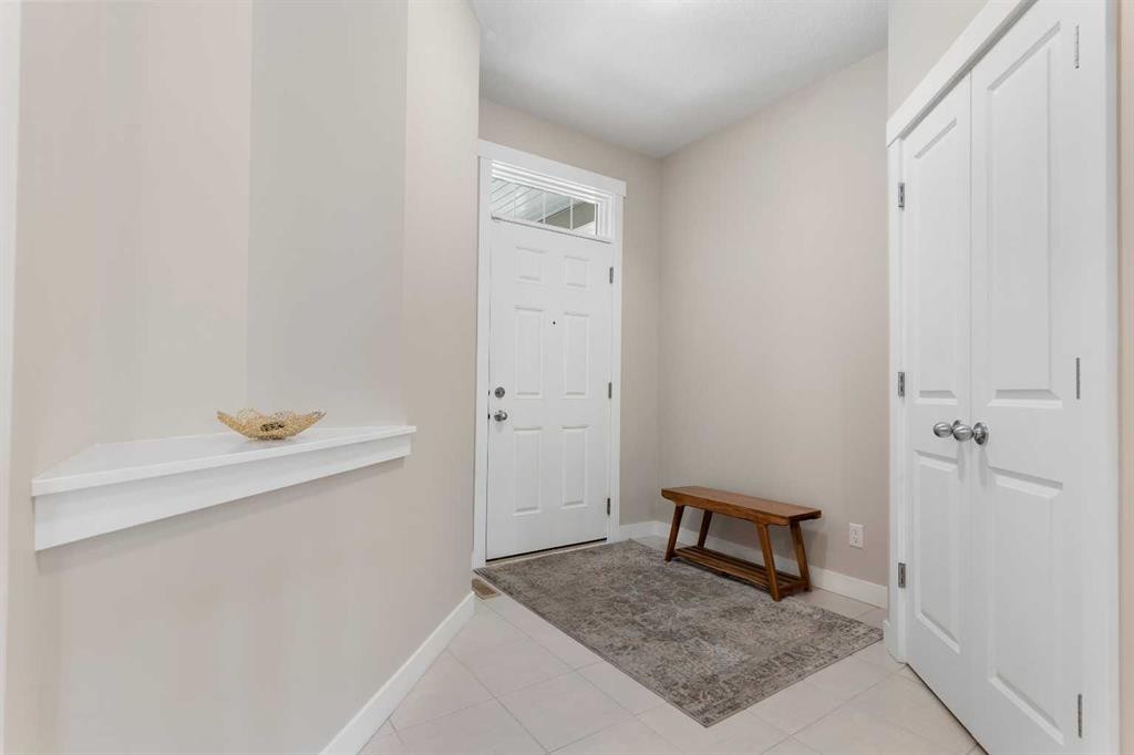 161 Cougar Ridge Close Sw, Calgary, AB - Indoor Photo Showing Other Room