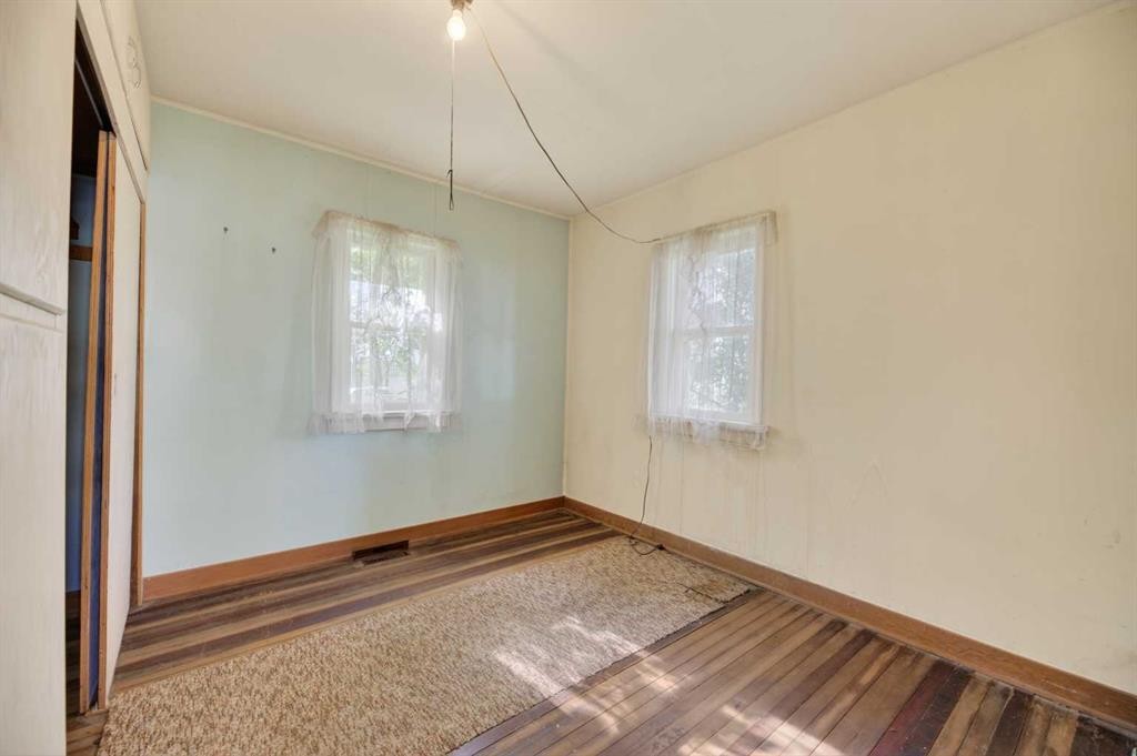 1701 18 Avenue, Didsbury, AB - Indoor Photo Showing Other Room