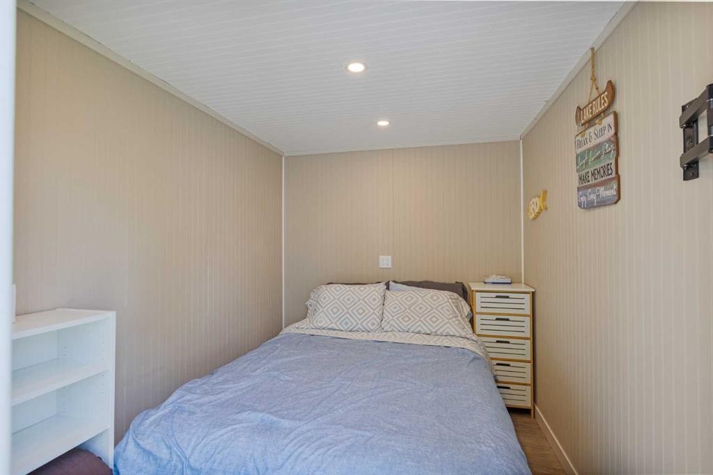 10 Cormorant Crescent, Rural Vulcan County, AB