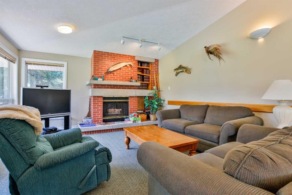 10 Cormorant Crescent, Rural Vulcan County, AB