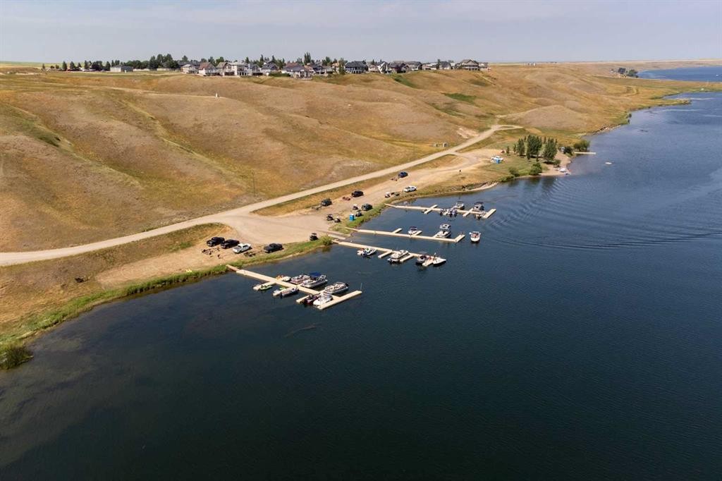10 Cormorant Crescent, Rural Vulcan County, AB
