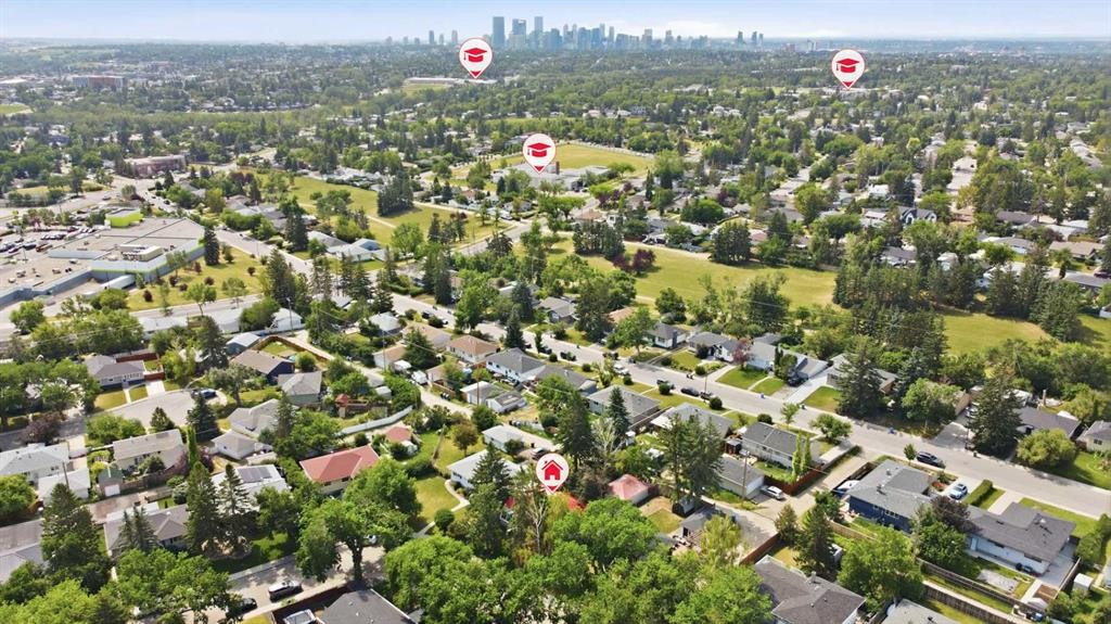 13 Tipton Place Nw, Calgary, AB - Outdoor With View