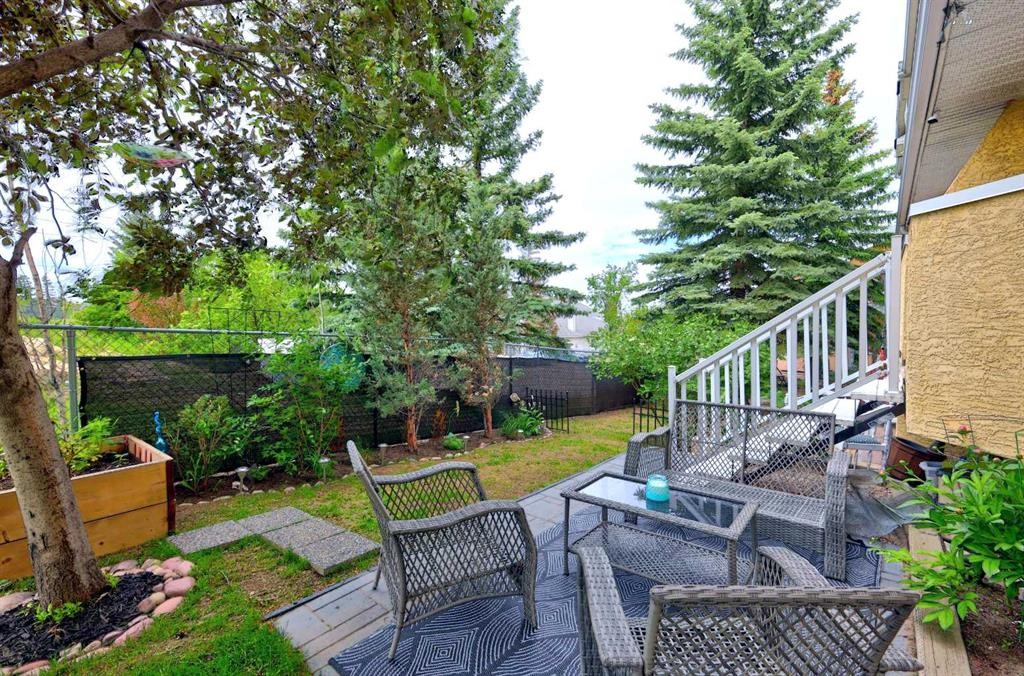 37 Beddington Gardens Ne, Calgary, AB - Outdoor With Deck Patio Veranda