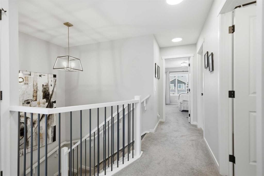 578 Masters Road Se, Calgary, AB - Indoor Photo Showing Other Room