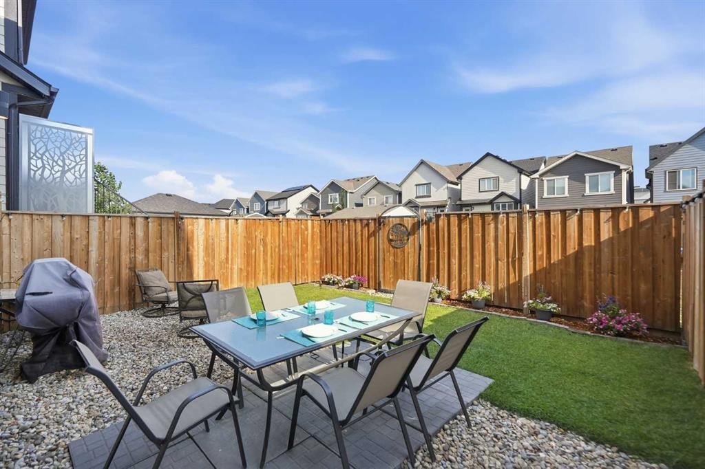 578 Masters Road Se, Calgary, AB - Outdoor