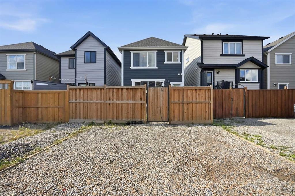 578 Masters Road Se, Calgary, AB - Outdoor