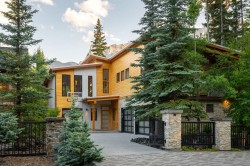 501 5 Street Canmore, AB T1W 2E8