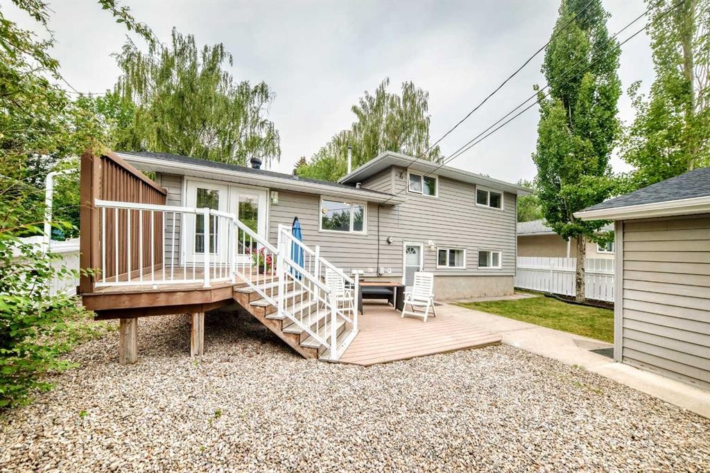 2808 Brecken Road Nw, Calgary, AB - Outdoor With Deck Patio Veranda With Exterior