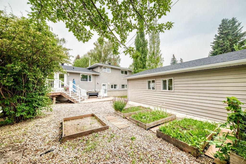 2808 Brecken Road Nw, Calgary, AB - Outdoor
