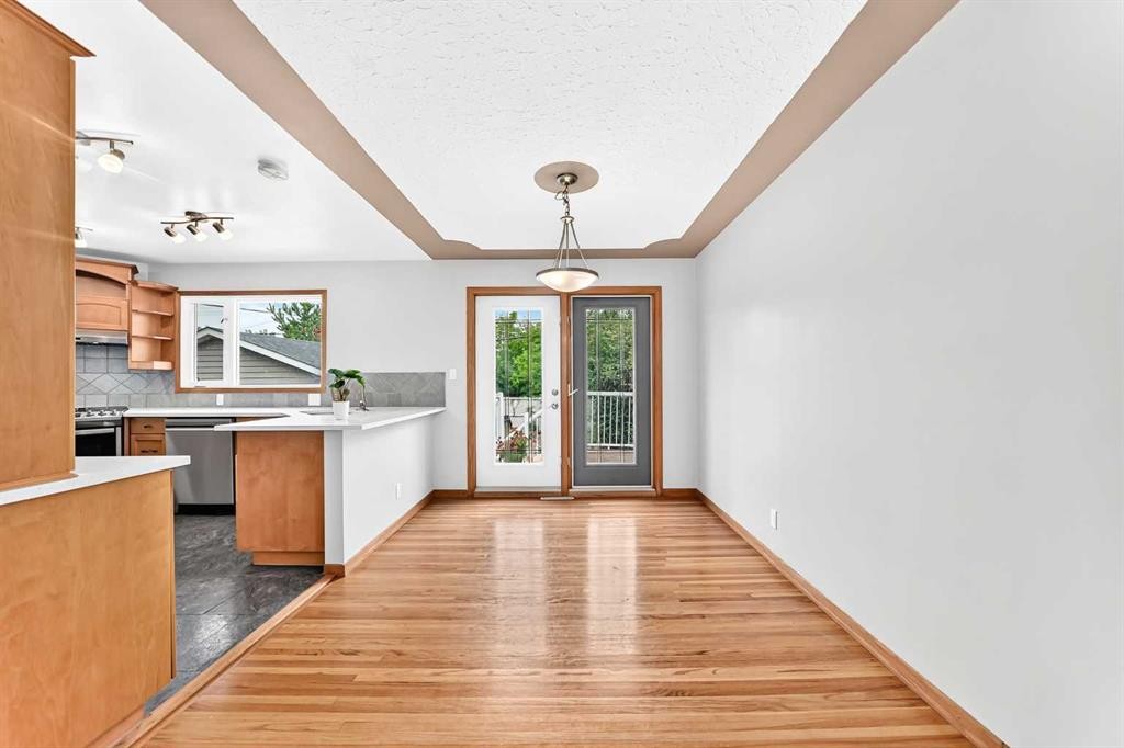 2808 Brecken Road Nw, Calgary, AB - Indoor