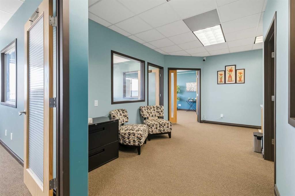 221-2770 3 Avenue Ne, Calgary, AB