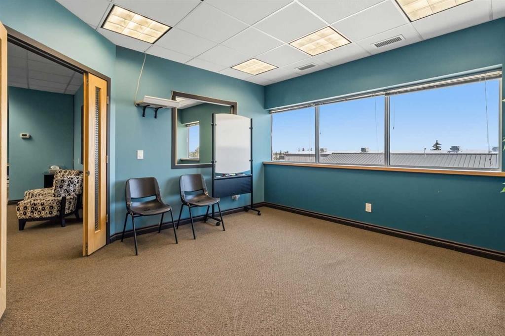 221-2770 3 Avenue Ne, Calgary, AB