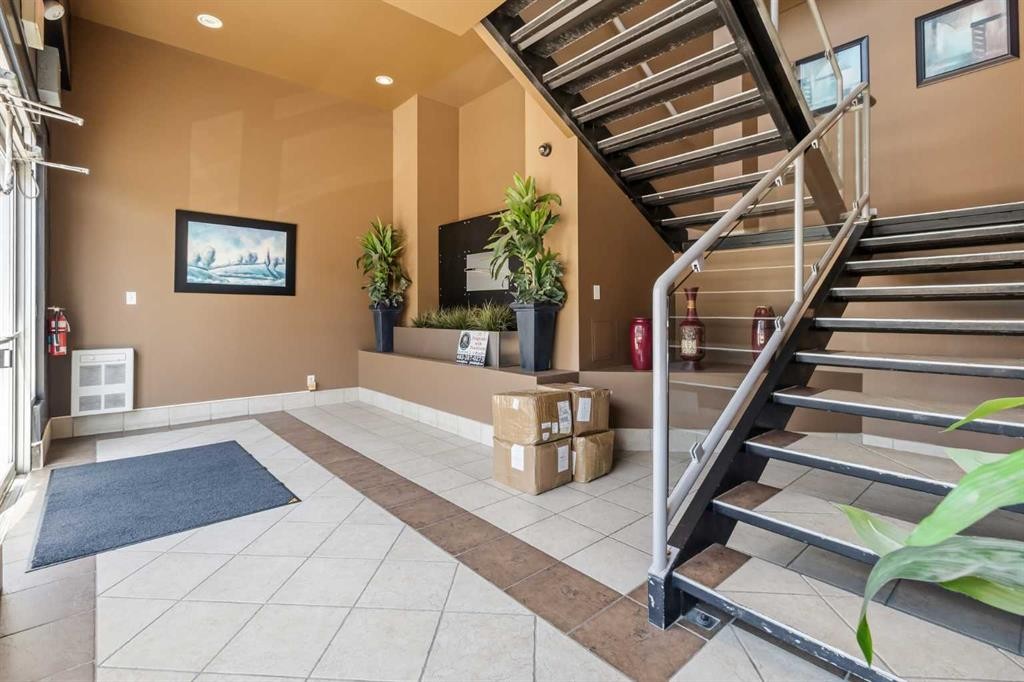 221-2770 3 Avenue Ne, Calgary, AB